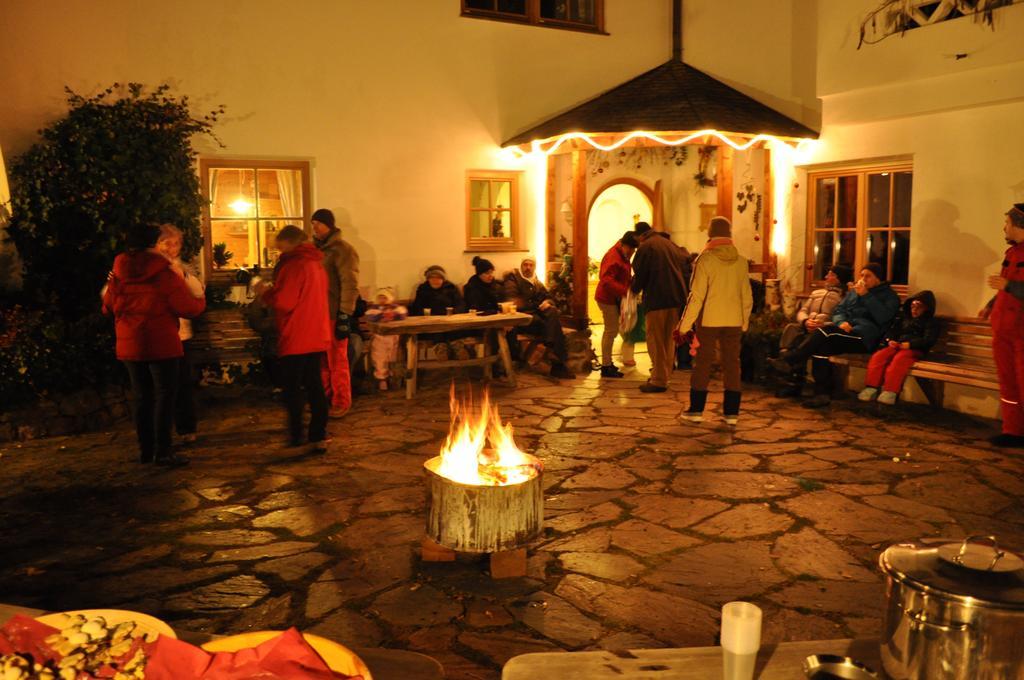 Hotel Kompatscherhof Luson Exterior foto